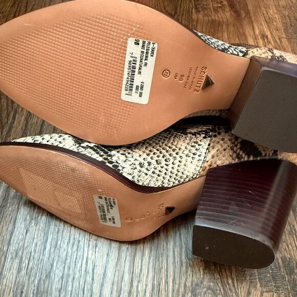 NWOB SCHUTZ Women's Haven Snake-Print
Western Booties - Picture 5 of 6